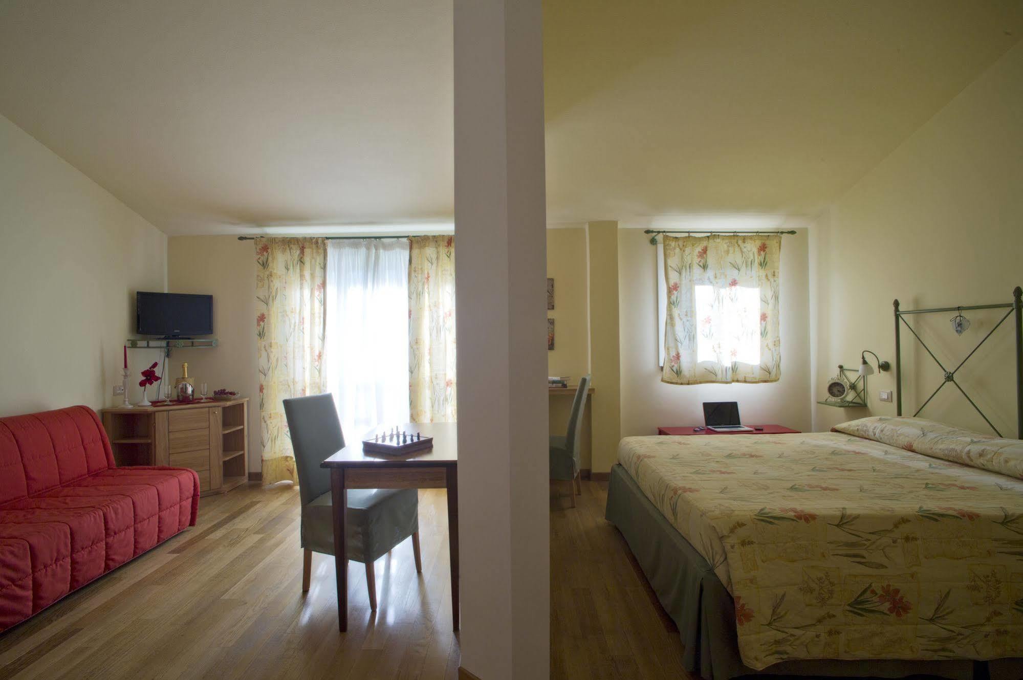 Ca Del Moro Resort & Spa Pontremoli Eksteriør bilde